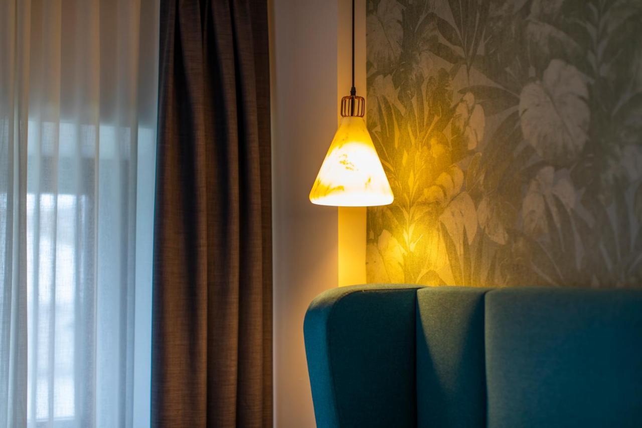 Hotel Javier Montero Ribadeo Esterno foto